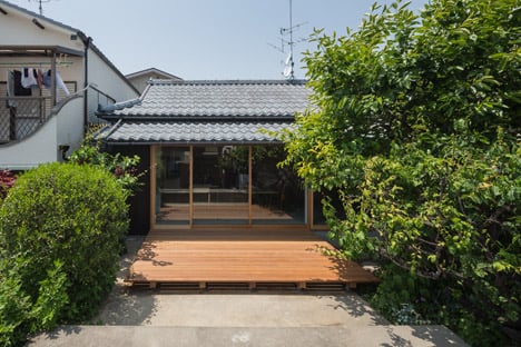 House in Kamisawa by Tato Architects