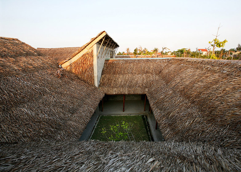 Cam-Thanh-Community-House-by-Hoang-thuc-