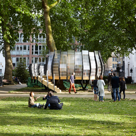 Pop-up office created around a tree trunk in London's Hoxton Square