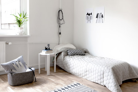 Apartment-styled-by-Sarah-Van-Peteghem_dezeen_468_10