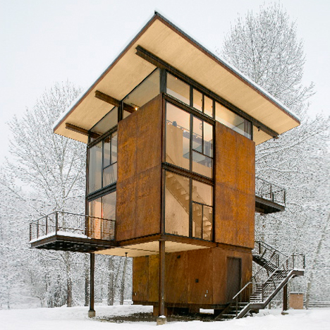The Delta Shelter is a remote weekend retreat in Washington State