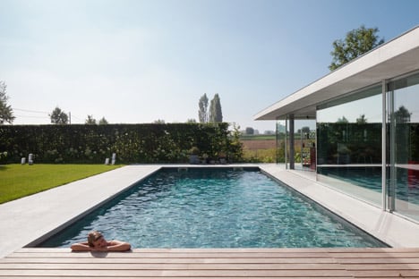 Poolhouse by Lieven Dejaeghere