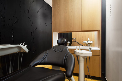 Studio Dental by Montalba Architects