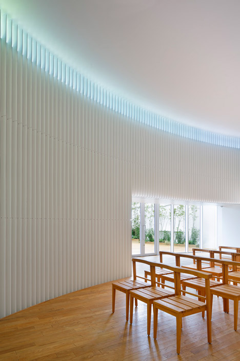 Rainbow Chapel by Kubo Tsushima Architects