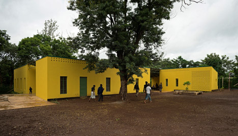 Shelter House in Tanzania by Hollmén Reuter Sandman Architects