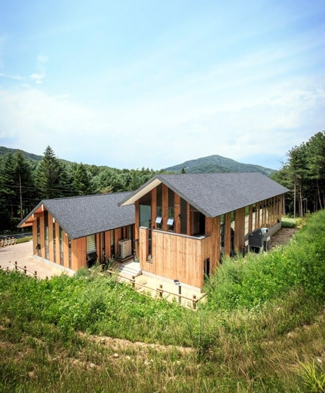 CeongTae Mountain's Visitor Information Center by Namu Architects