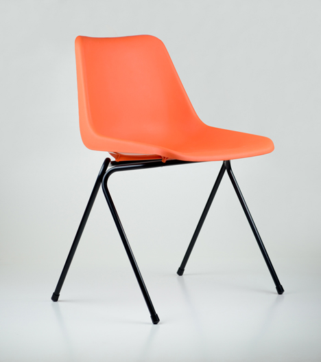 robin-day-polypropylene-chair-relaunch_Dezeen_468_7