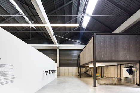 Ademia office and warehouse building by Joao Mendes Ribeiro