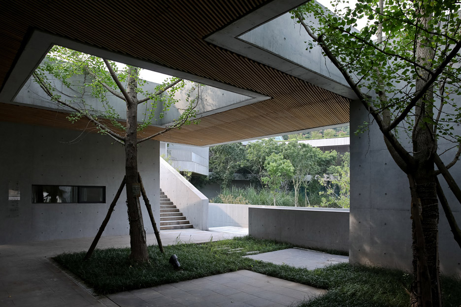 Chongqing Taoyuanju Community Center by Vector Architects
