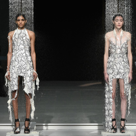Hussein Chalayan's melting clothes for Spring Summer 2016