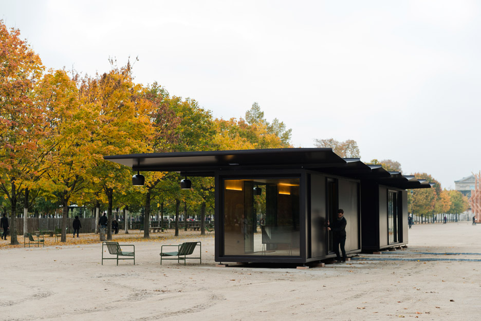 Kiosque installation at the Jardin des Tuileries by Ronan and Erwan Bouroullec