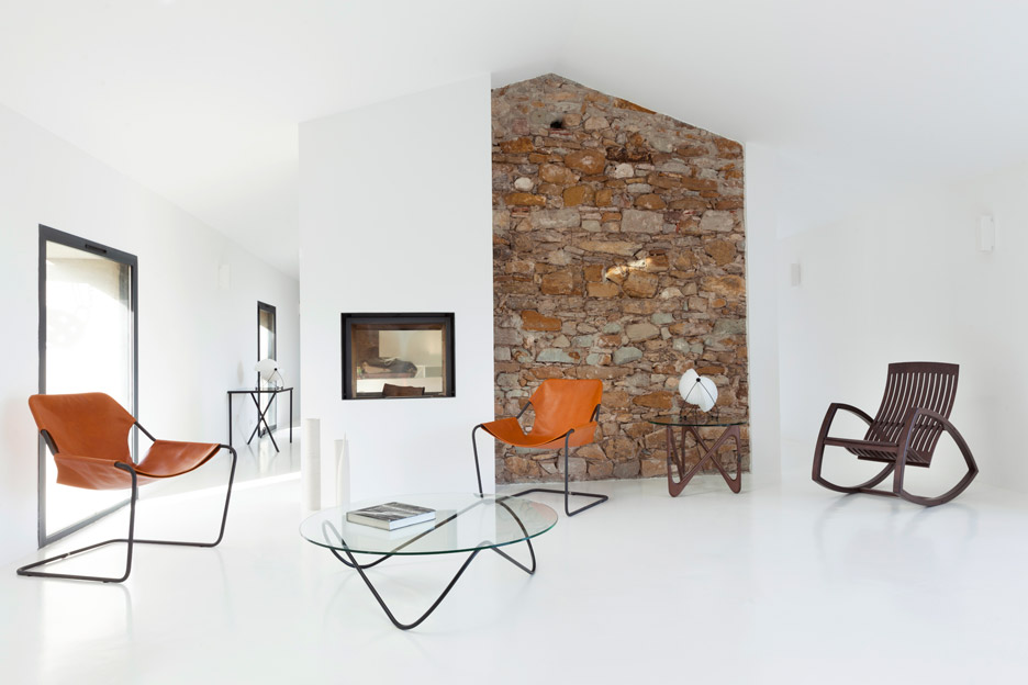 Renovation in Provence by Michael Menuet