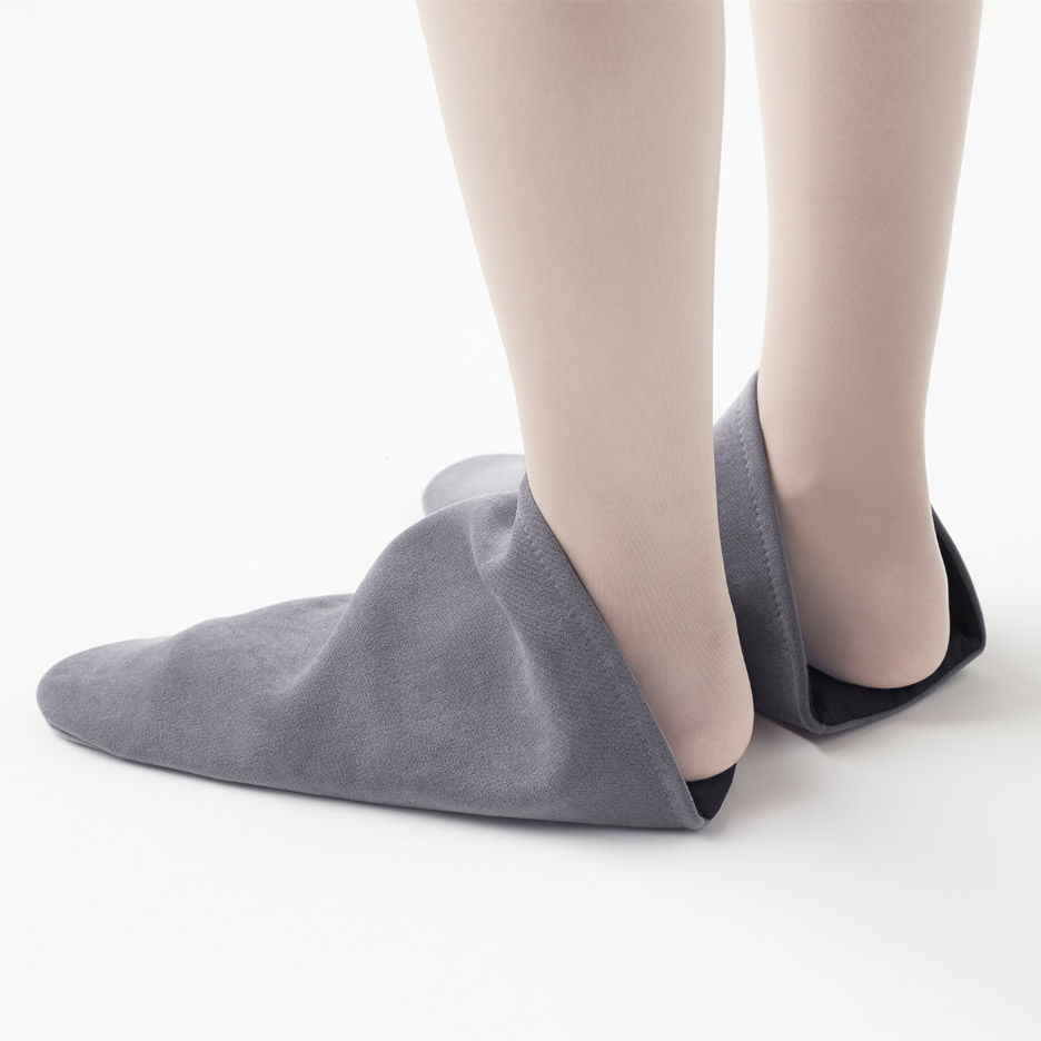 Triangular slippers by Nendo