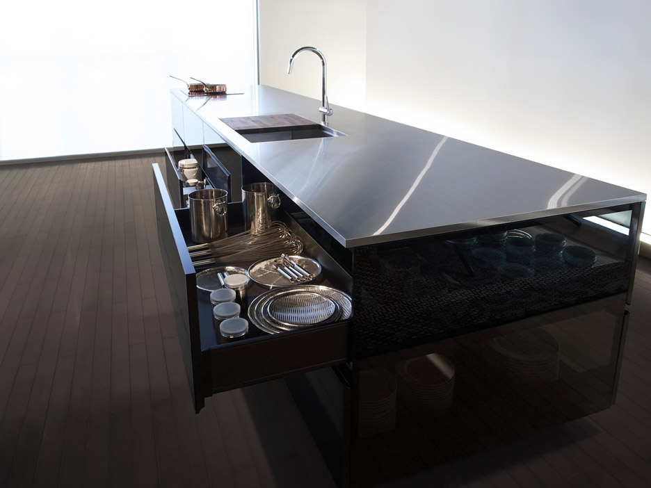 Finesse glass modular kitchen system by Tokujin Yoshioka