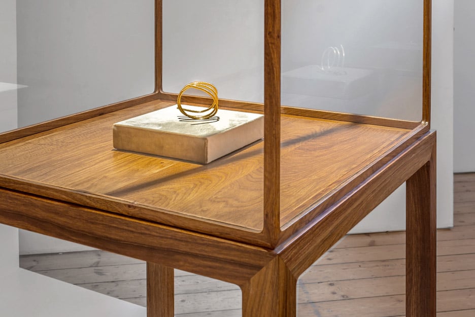 Gold jewellery by Ai Wei Wei at the London jewellery gallery, Elisabetta Cipriani