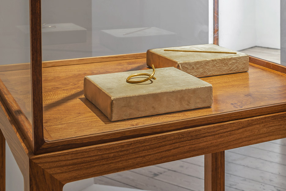 Gold jewellery by Ai Wei Wei at the London jewellery gallery, Elisabetta Cipriani