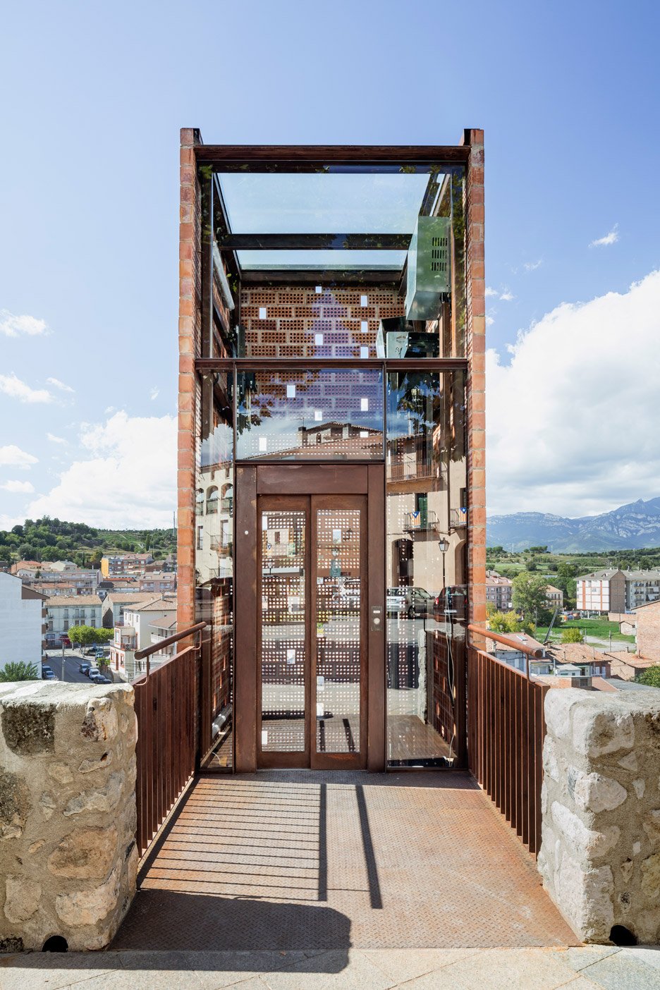 New Access to Gironellas Historic Cente by Carles Enrich