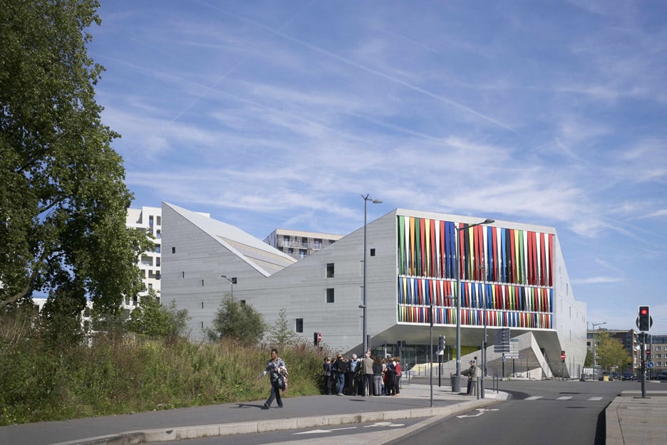 Lille Youth Centre by JDS