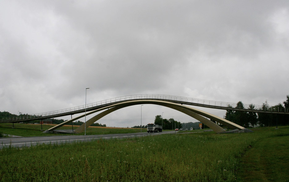 Da Vinci Bridge by Vebjørn Sand