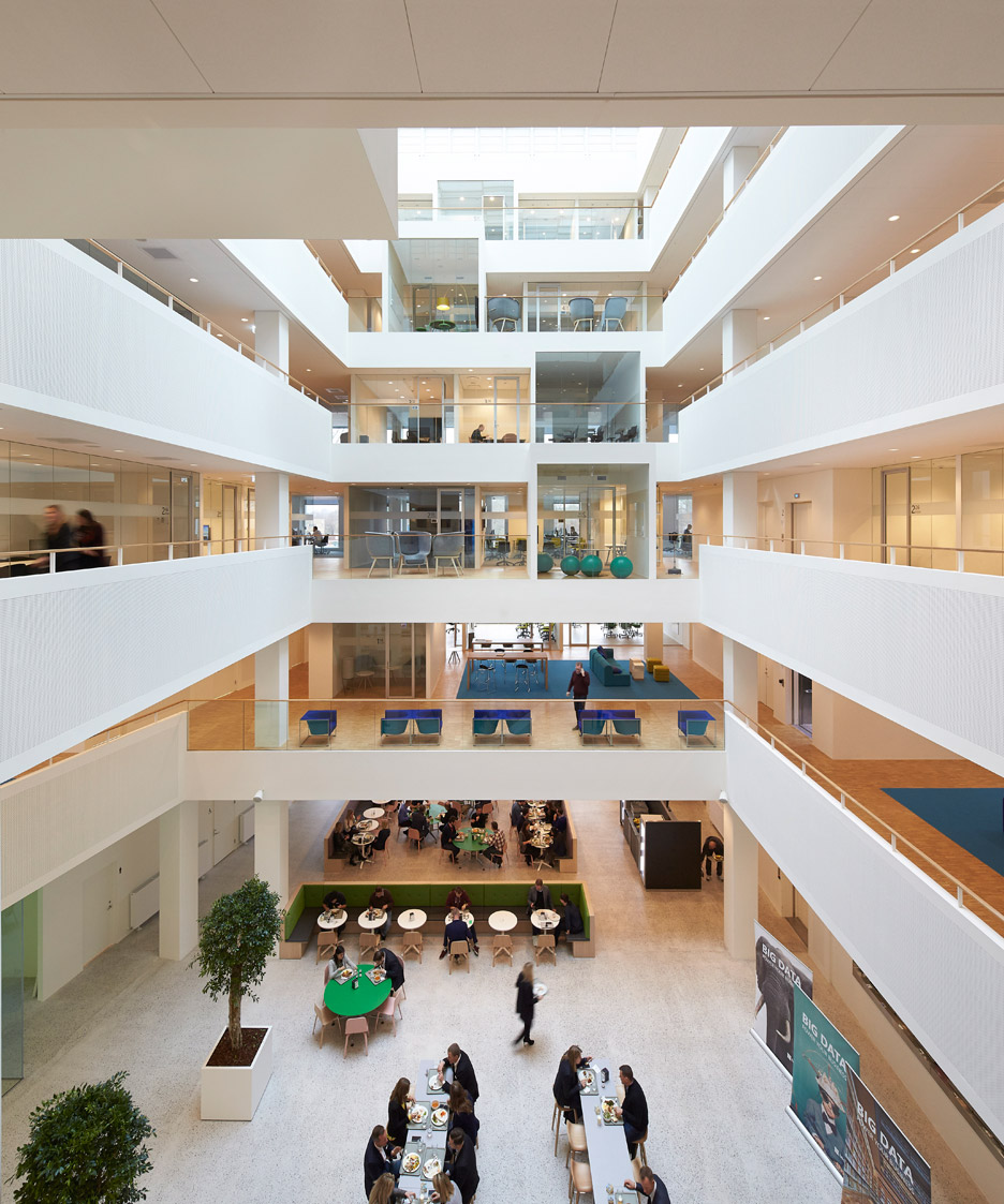 Microsoft building by Henning Larsen Architects