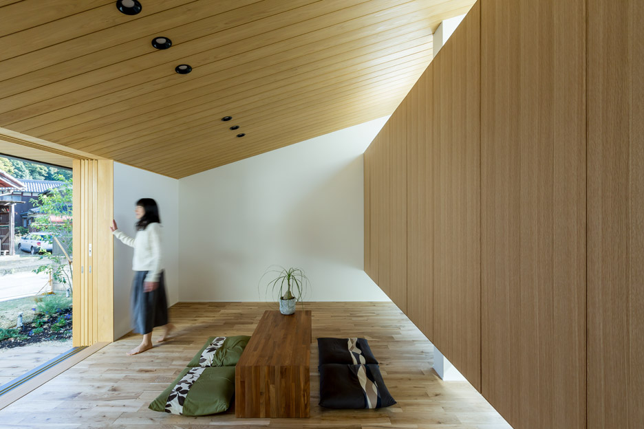 Maibara house by Alts Design Office