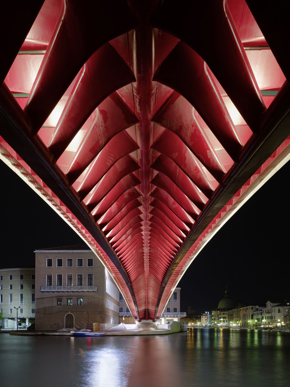 Quarto Ponte sul Canal Grande by Santiago Calatrava