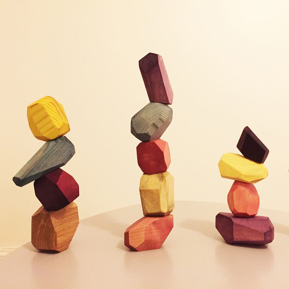 Snego building blocks are made using salvaged wood and natural dyes