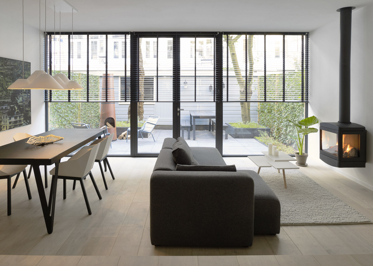 Frederik Roije Designs Minimal Interior For Amsterdam Apartment