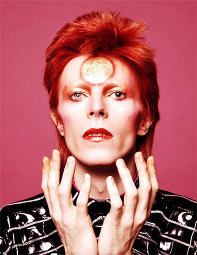Dezeen Selects 10 Of David Bowies Most Iconic Moments 0115