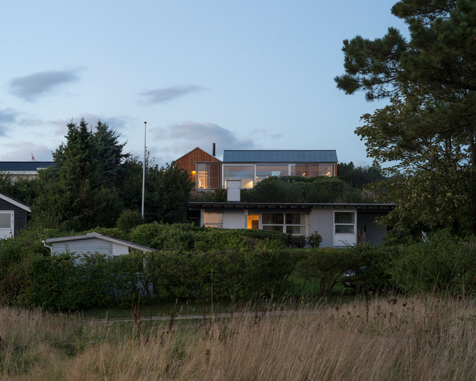 House at Molls Hill by Lenschow and Pihlmann