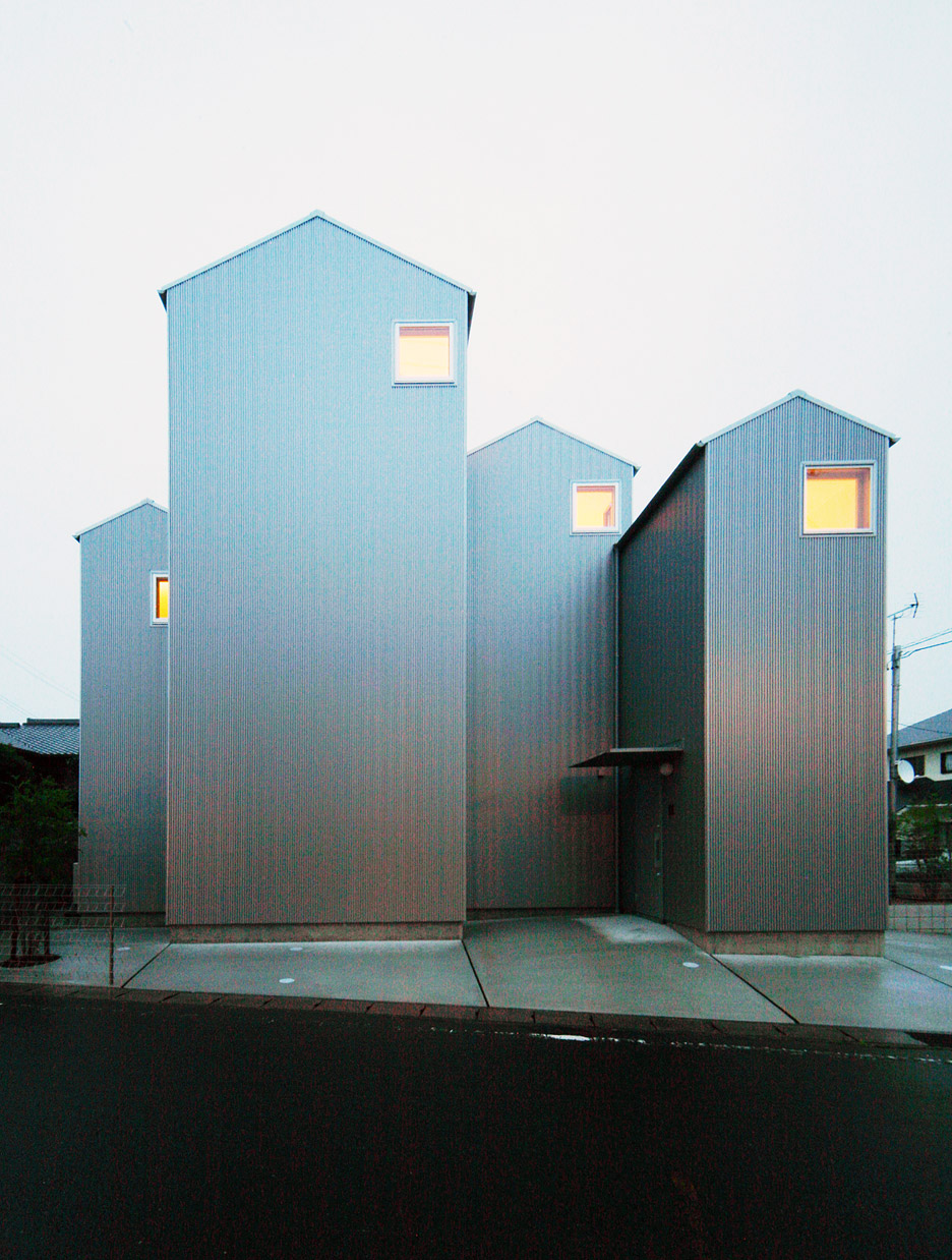House in Kosai, Japan by Shuhei Goto Architects