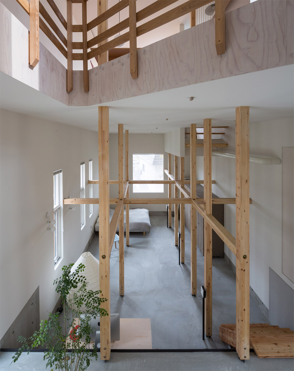 The Barn House by Akasaka Shinichiro Atelier