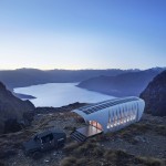 SOM debuts "world's biggest 3D-printed polymer createing" turn it intod for off-grid living