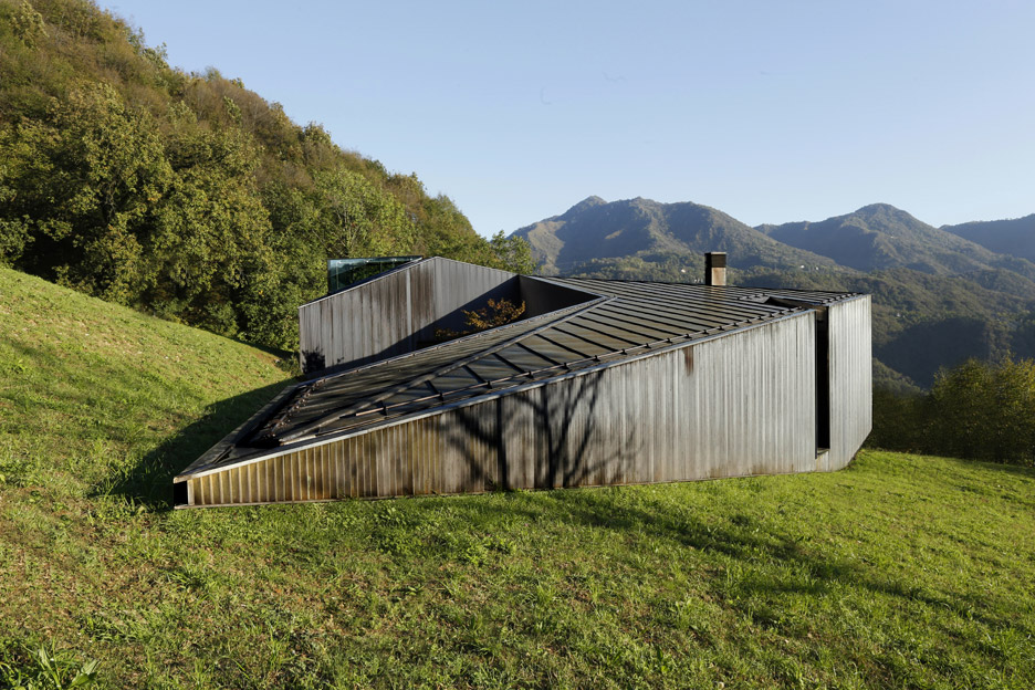 Alps Villa by Camillo Botticini Architetto