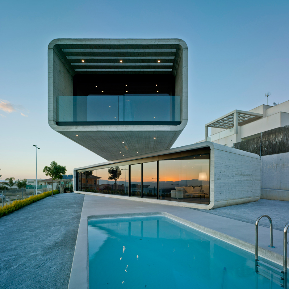 Crossed House by Clavel Arquitectos in Murcia, Spain