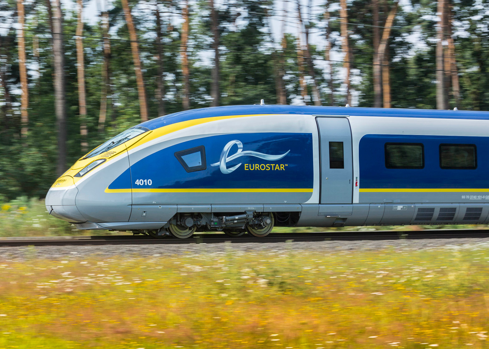 Eurostar redesign criticised by fashion's elite