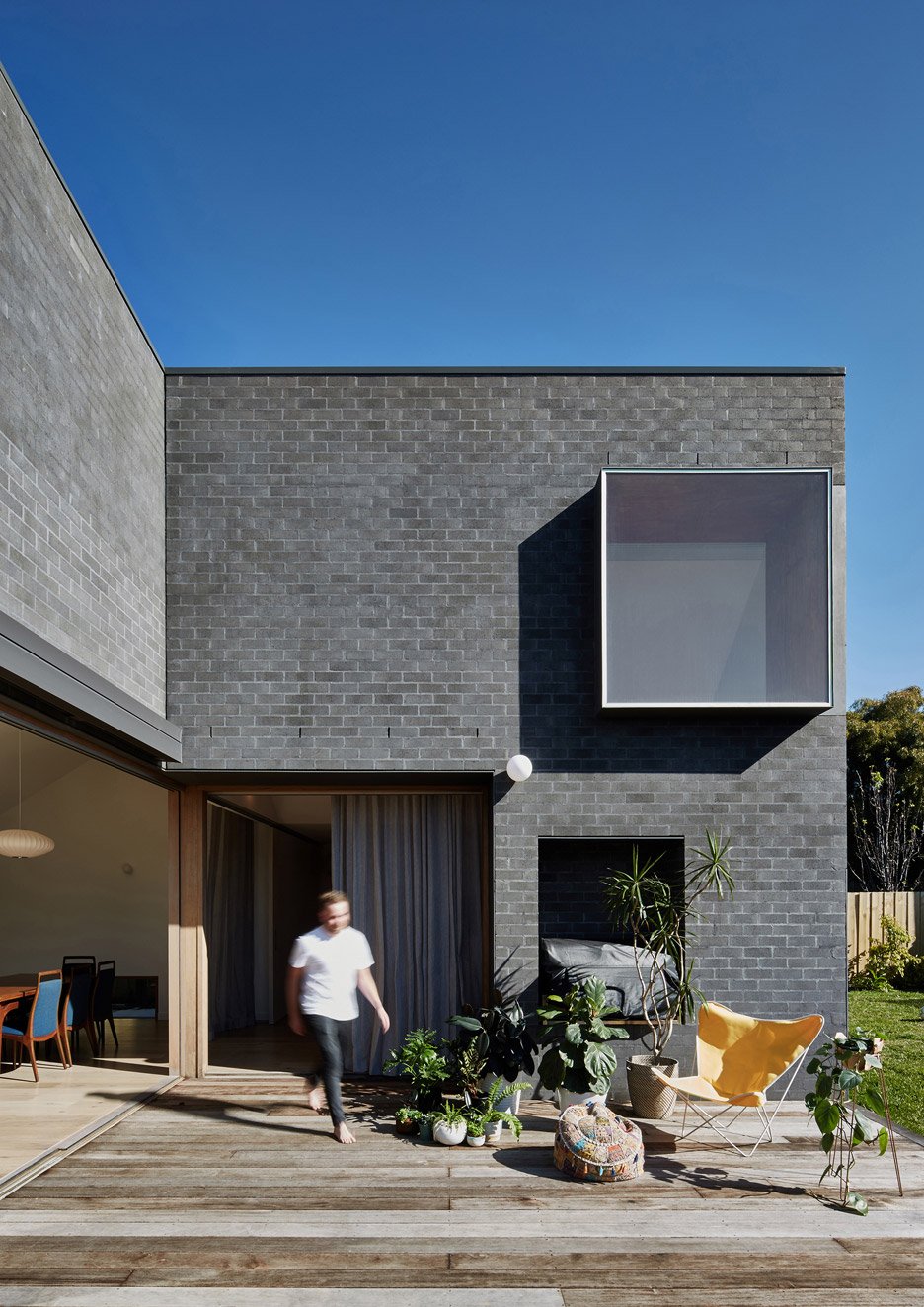 Hoddle House in Melbourne by Freadman White