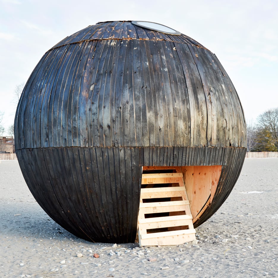 in-the-belly-of-the-bear-khristel-stecher-winter-stations-dezeen-936-sqa
