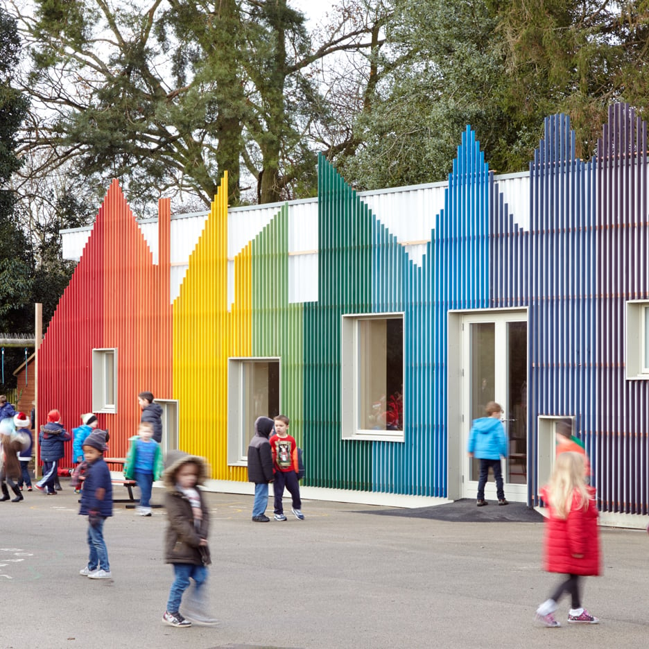 Little Hall at Prestwood Infant School by De Rosee Sa Architects