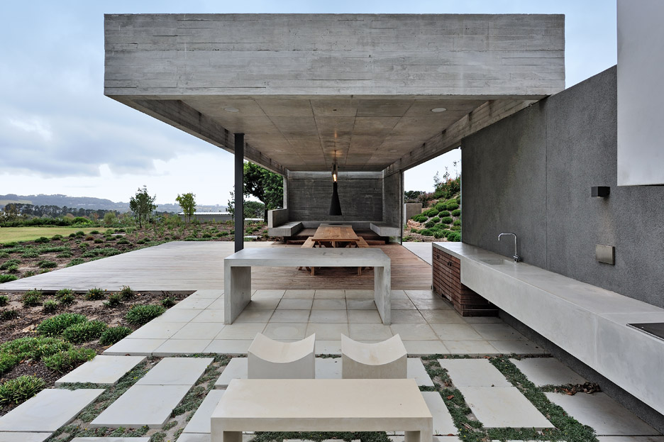 The Midden Garden Pavilion in Cape Town by Metropolis