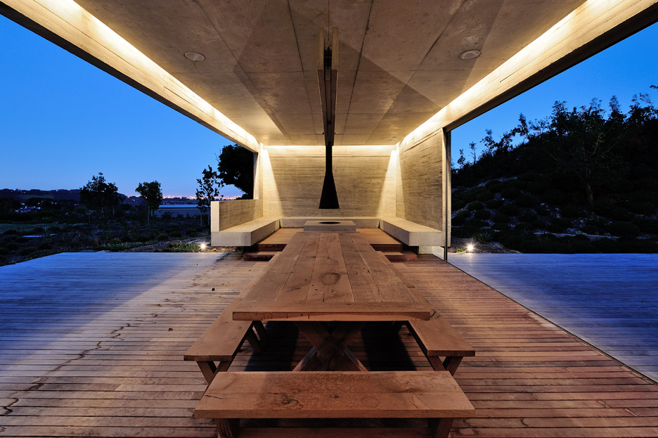 The Midden Garden Pavilion in Cape Town by Metropolis