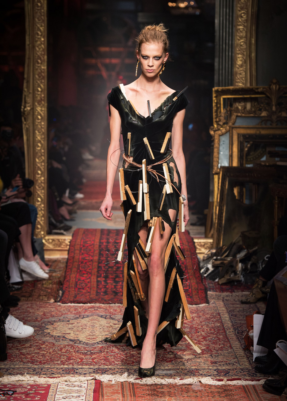 Chandelier dress features in Moschino's singed AW16 show