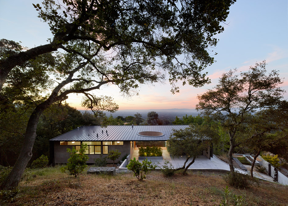 Overlook Guest House by Schwartz and Architecture