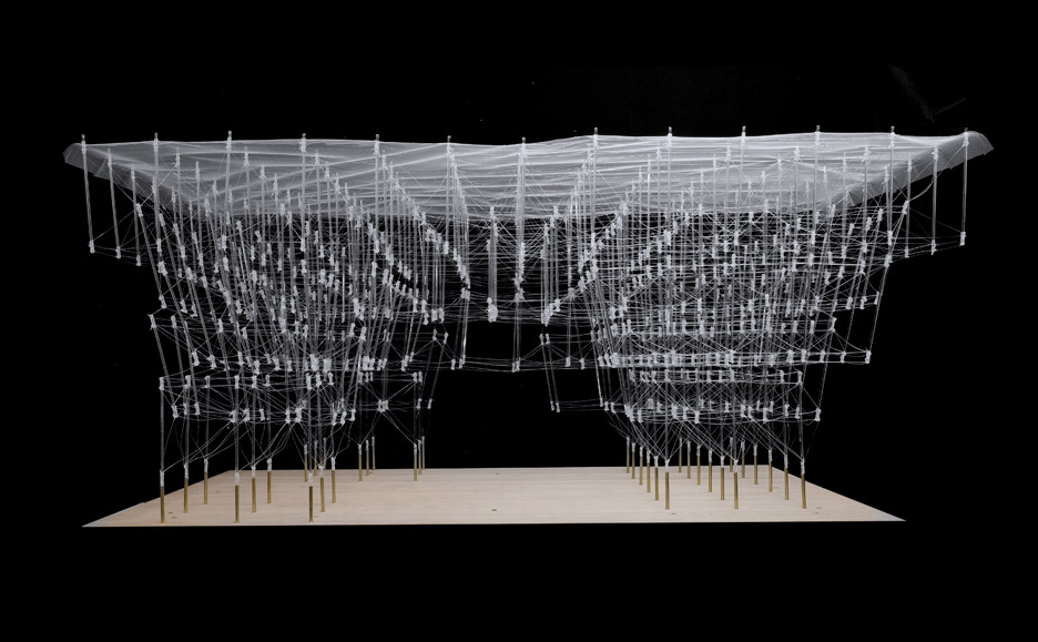 University of Tokyo students and Kengo Kuma have developed a 3D-printing pen that can create architectural structures