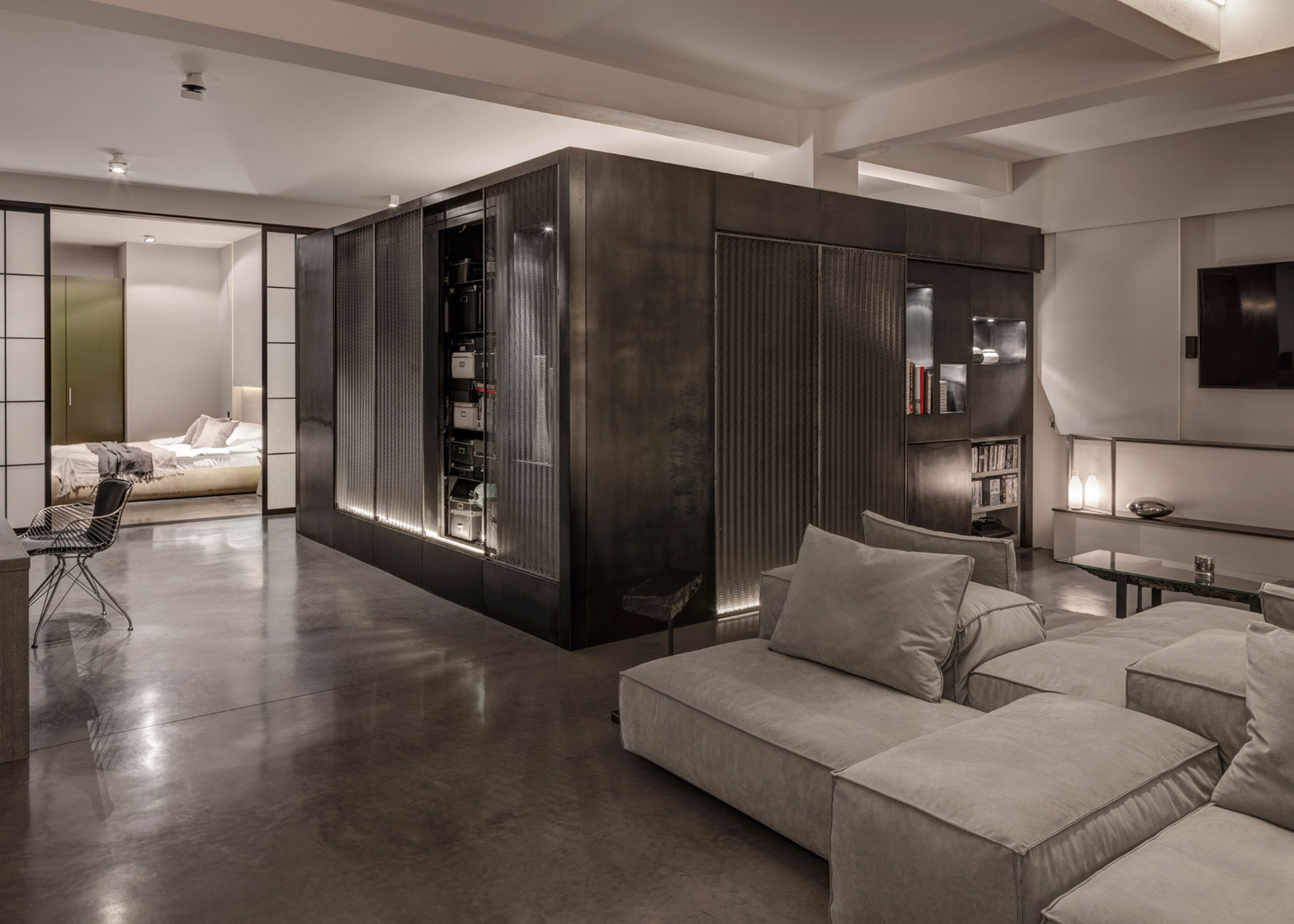 APA designs Theatrical Apartment in London for film directors