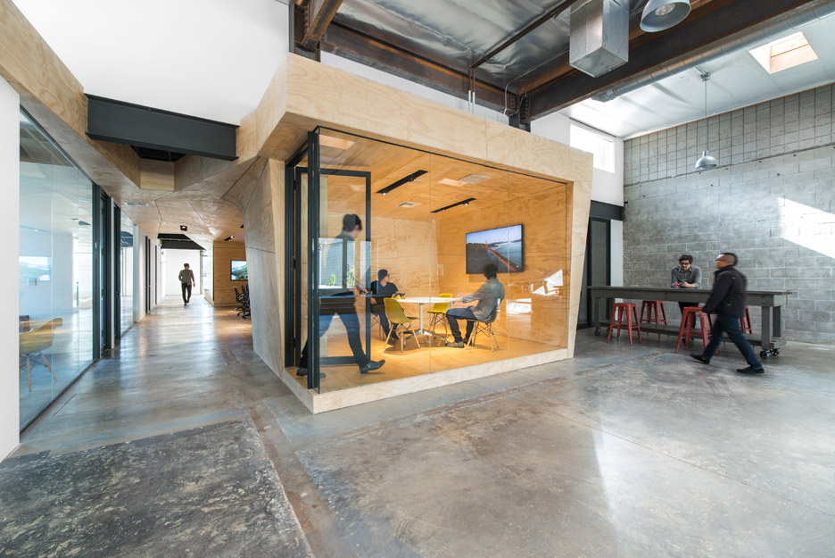 The VIL Creative Office by Domaen in Pasadena, CA
