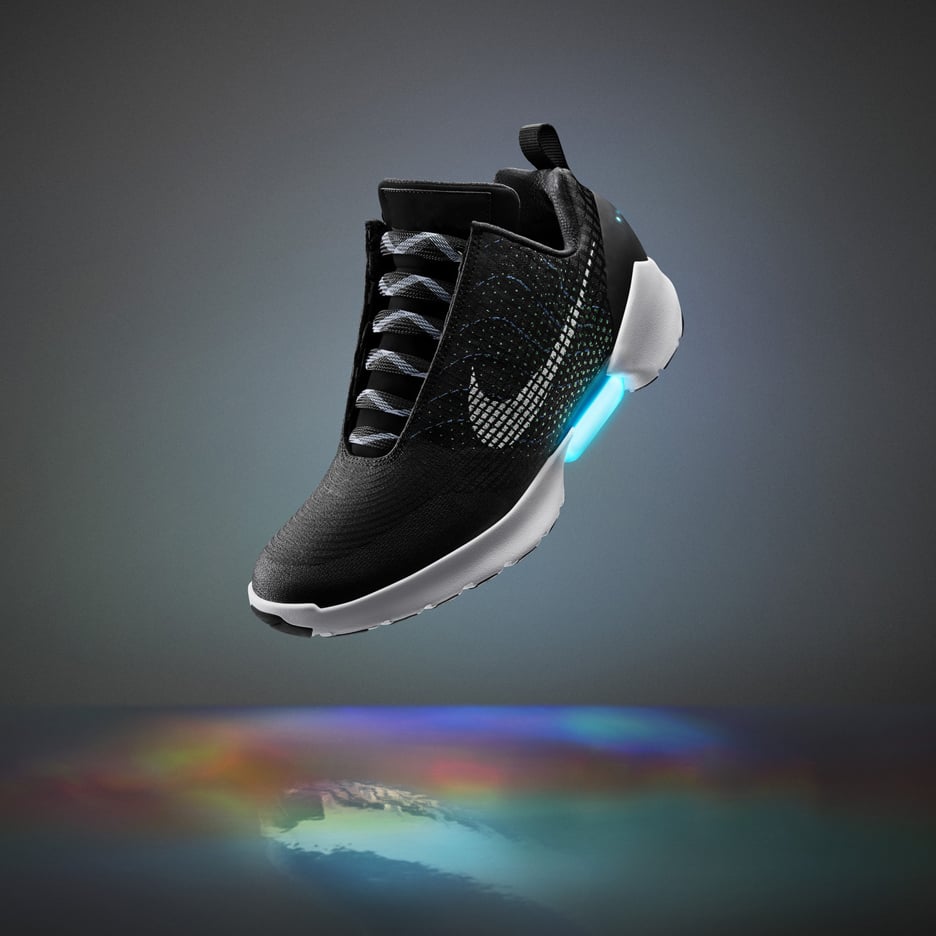 Plenary session Frog Than Nike launches self-lacing shoes | Dezeen