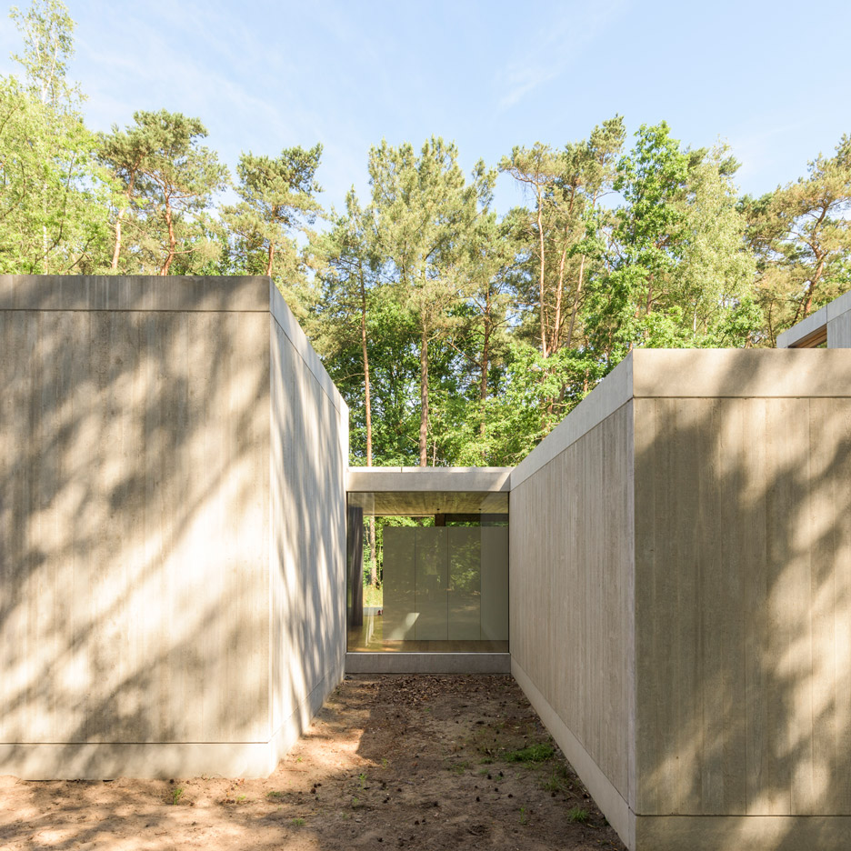 concrete-sculpture-woods_sculp-it-architecten_dezeen_sq100 936