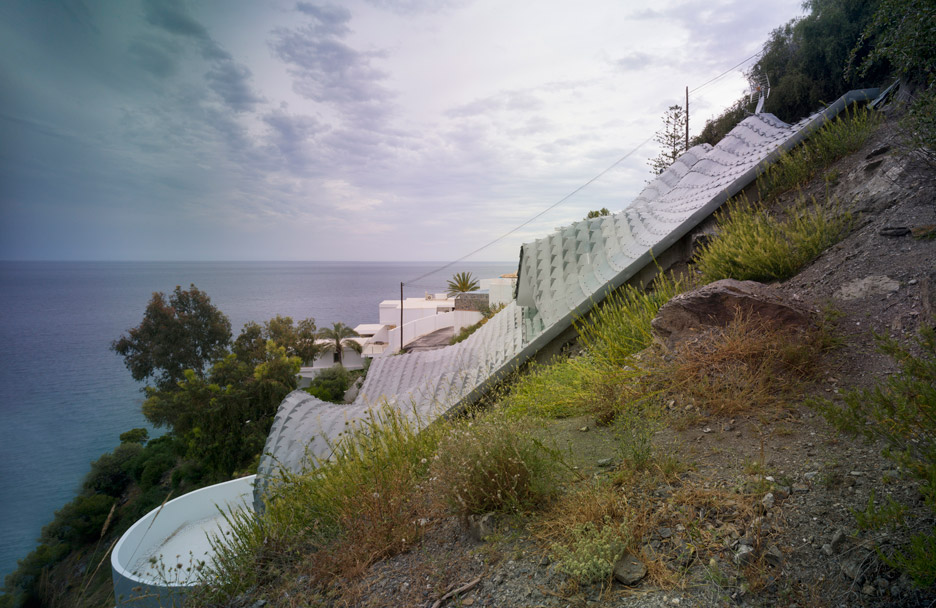 House on the cliff by Gilbartolome Architects in Granada, Spain