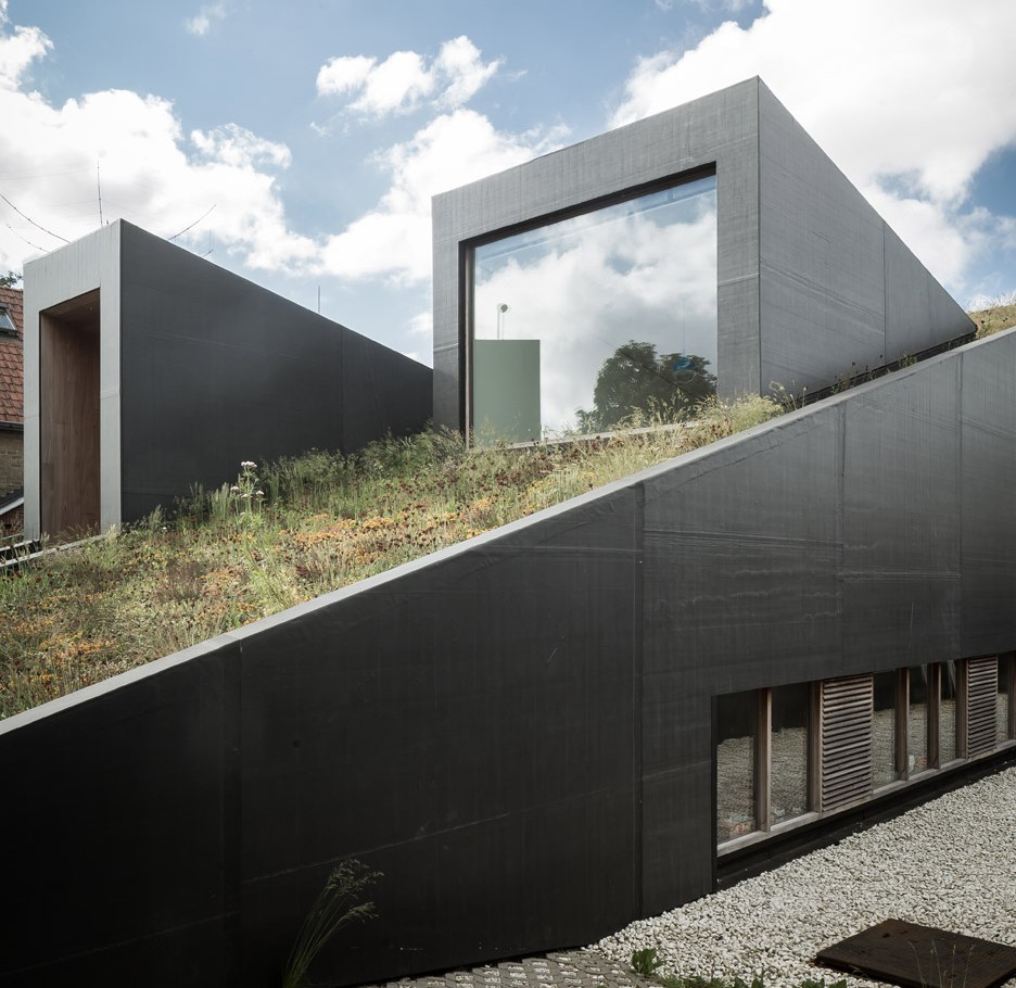 House PIBO by Oyo Architects in Maldegem, Belgium